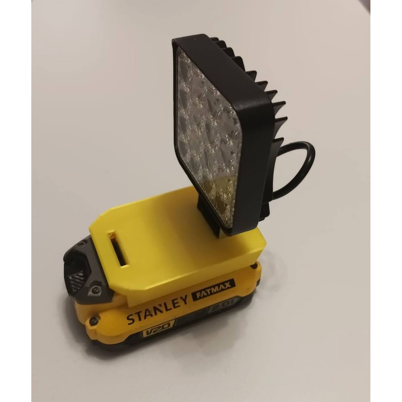 Foco de trabajo led compatible con batería Stanley - Miartesaniaen3D