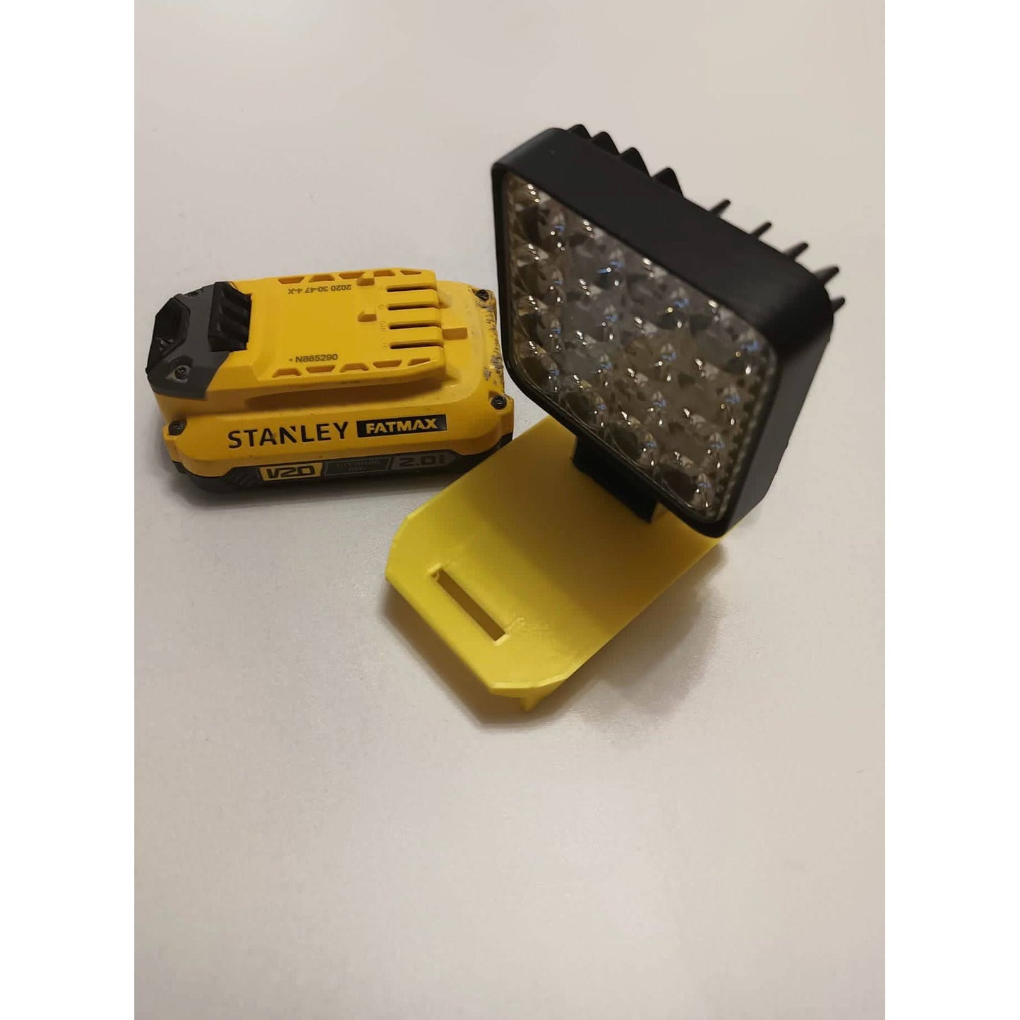 Foco de trabajo led compatible con batería Stanley - Miartesaniaen3D