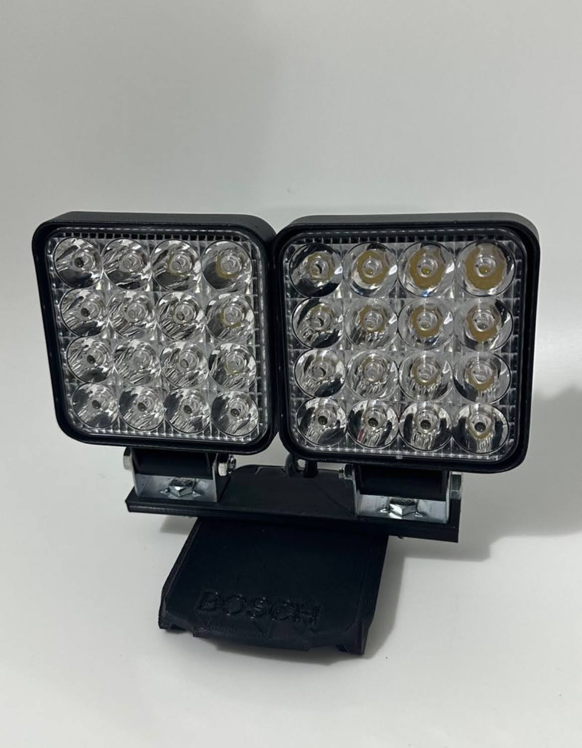 Foco de Trabajo Doble UltraLED compatible con baterías Bosch 18v - Miartesaniaen3D
