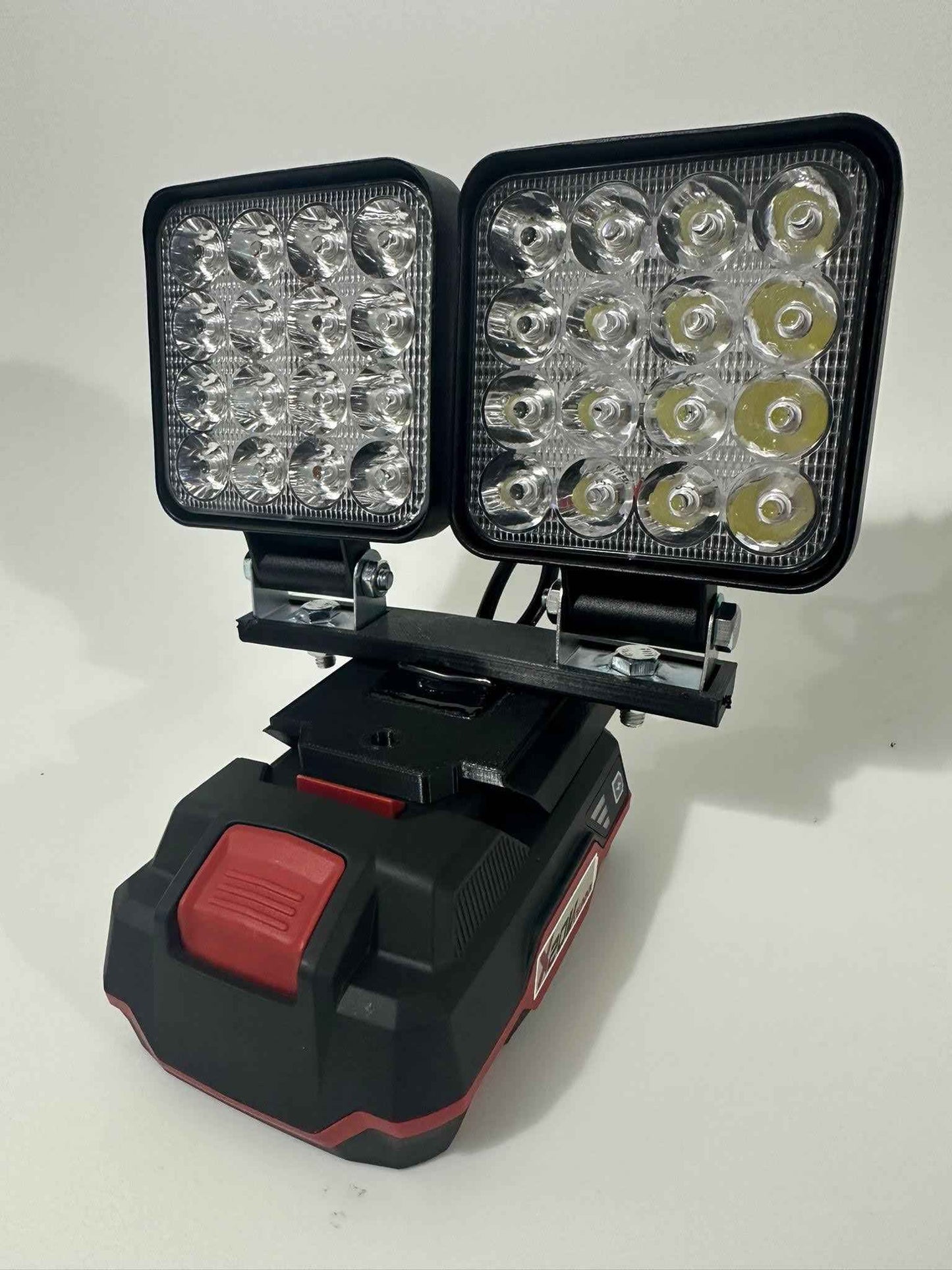 Foco de Trabajo Doble UltraLED compatible con baterías Parkside X20