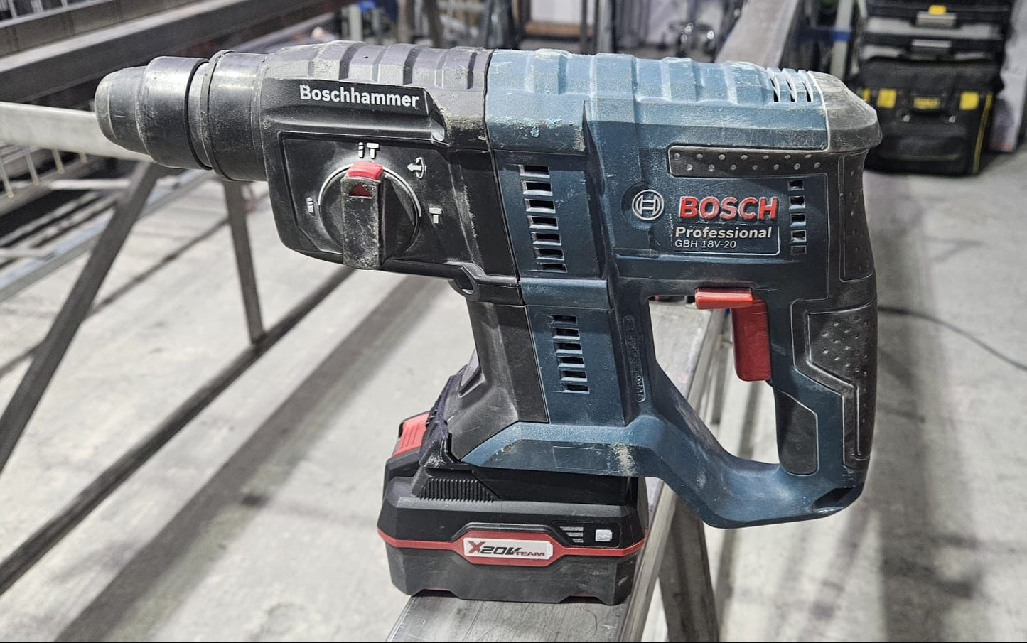 Adaptador para batería compatible con Herramienta Bosch Pro Core 18 V Gama profesional