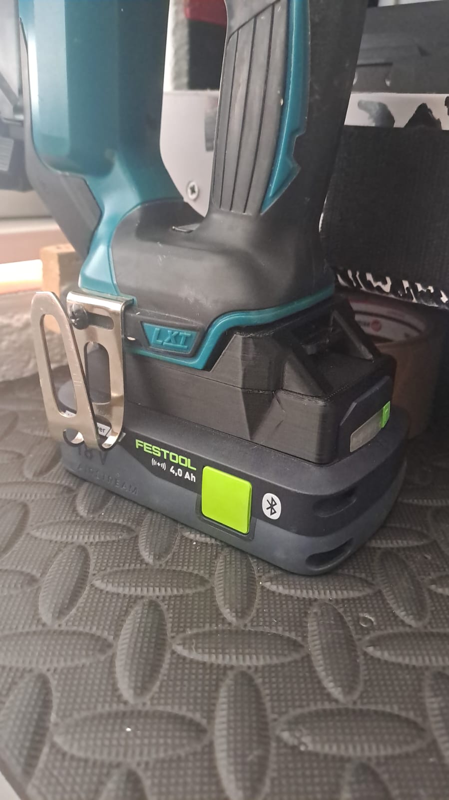 Tool Adapters and Batteries of Different Brands Makita 18 LXT -Festool